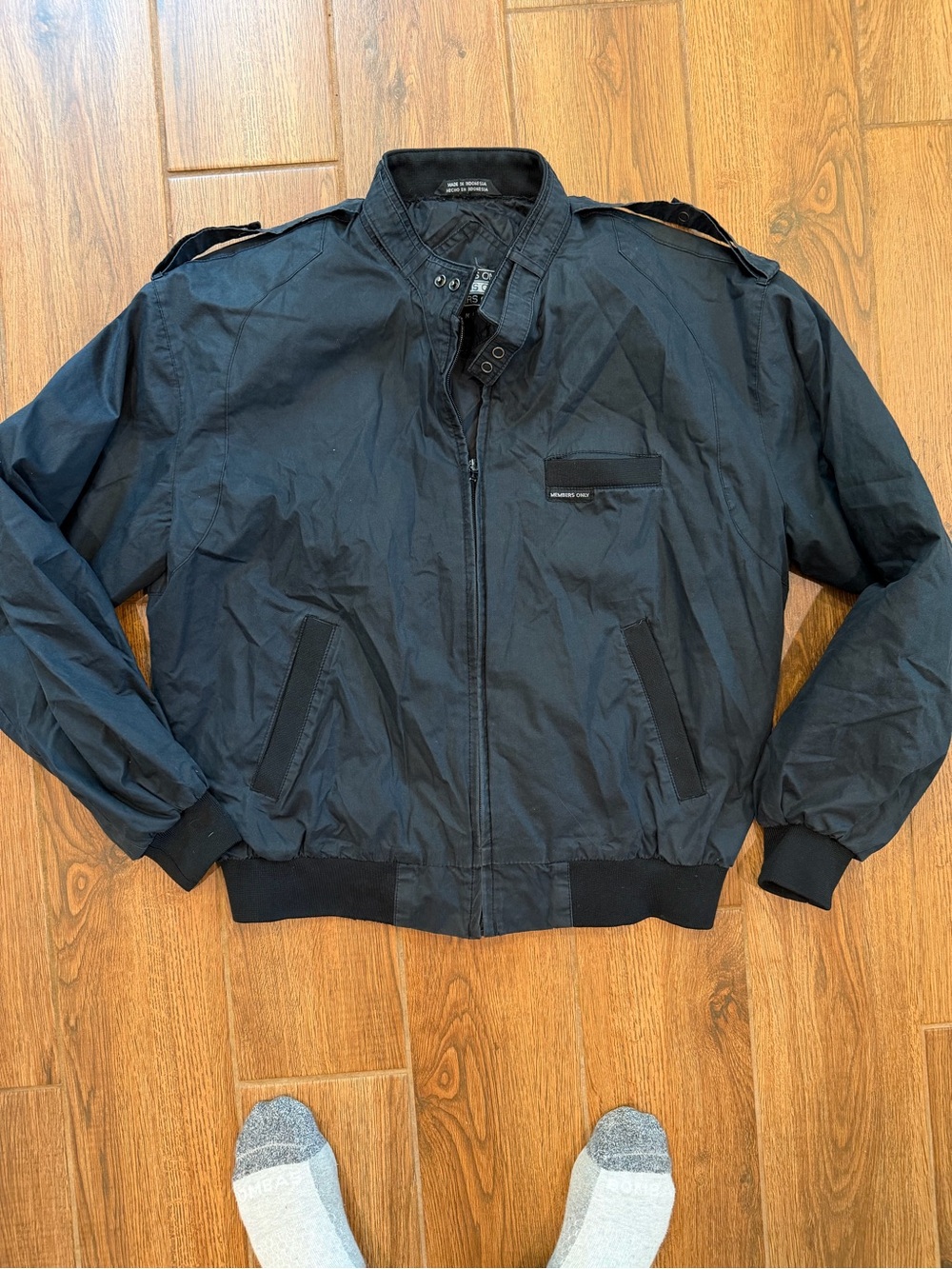Members Only Black Bomber Jacket with Zip Front / men’s medium